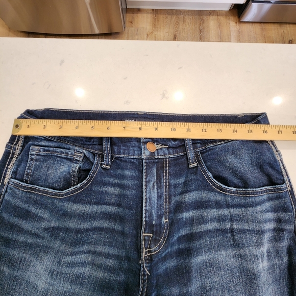 BKE Jeans Mens 32x30 Blue Derek Straight Leg Stretch 5 Pocket Whiskers Denim - Picture 7 of 11